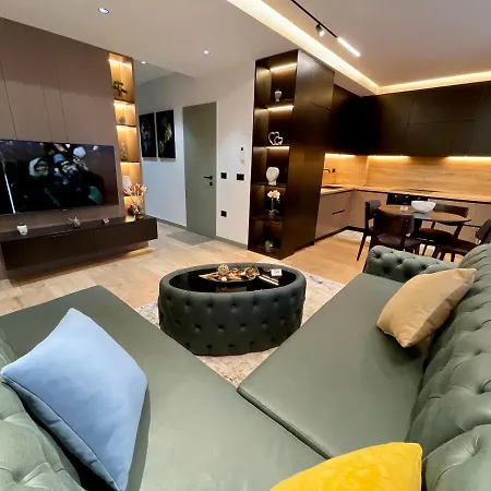 Queens Luxury Lejlighed Tirana