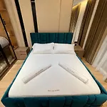 Queens Luxury Apartment Tirana