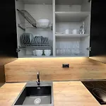 Apartment Queens Luxury Tirana