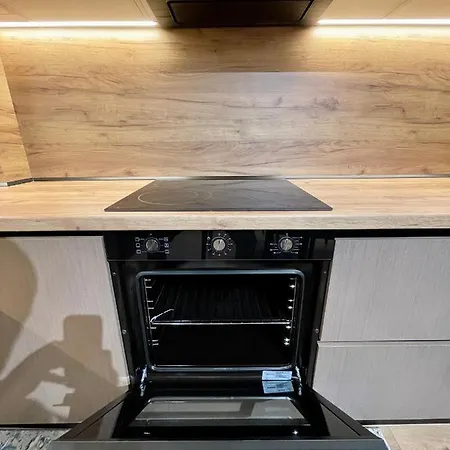 Queens Luxury Apartmán