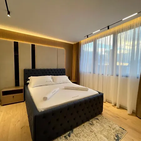 Apartamento Queens Luxury Tirana