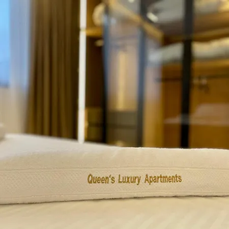 Queens Luxury * Tirana