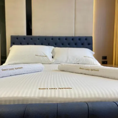 Queens Luxury 아파트 *