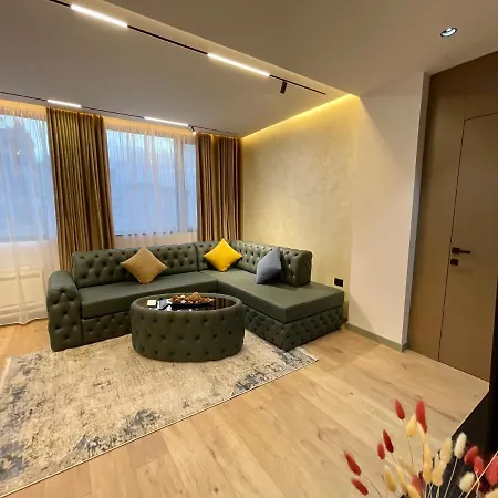 Apartment Queens Luxury *