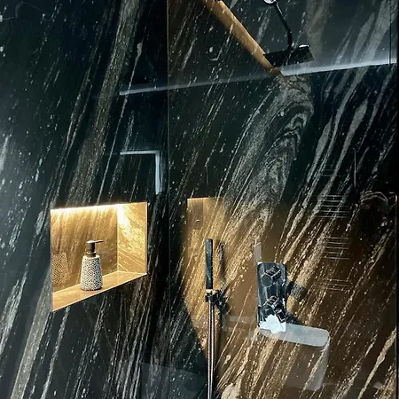 Apartment Queens Luxury *