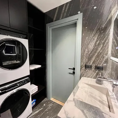 Apartment Queens Luxury Tirana
