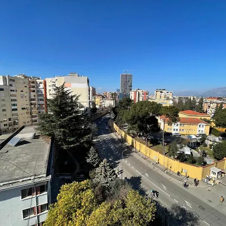 Queens Luxury * Tirana