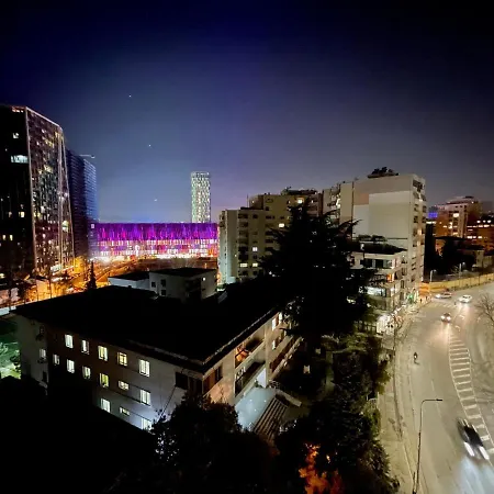 Apartment Queens Luxury Tirana