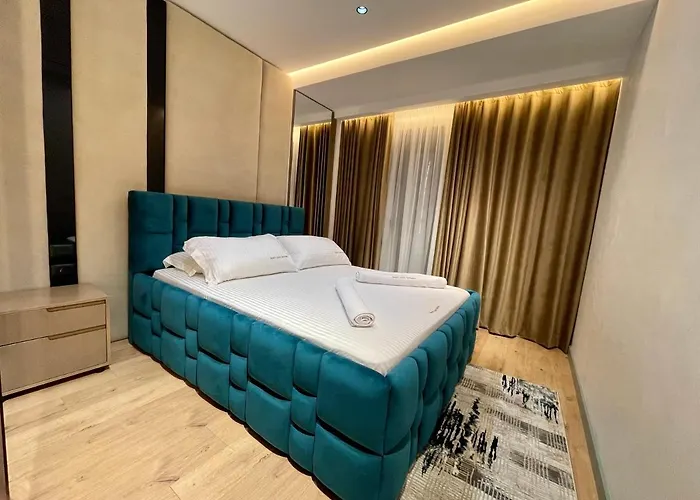 Queens Luxury Lejlighed Tirana