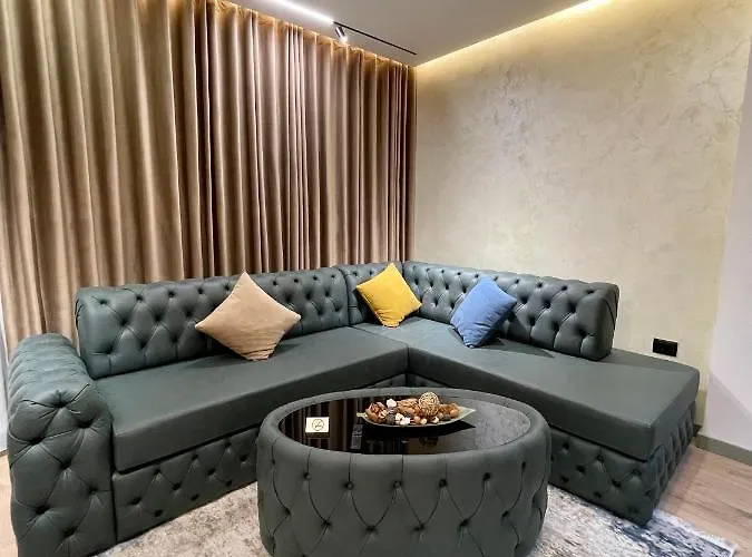 Queens Luxury Lejlighed