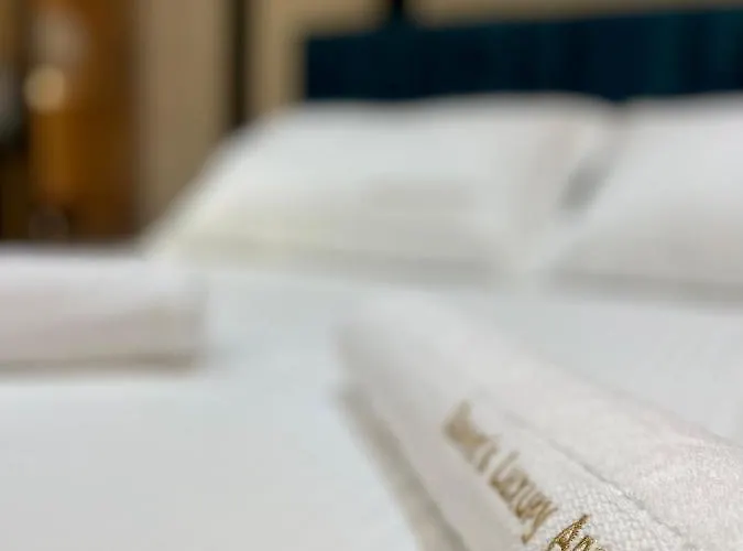 Queens Luxury Lejlighed Tirana