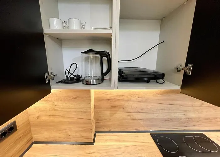 Queens Luxury Apartman Tirana